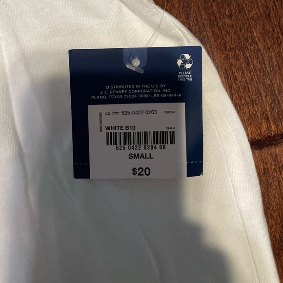 Arizona Jeans Co Men’s Short Sleeve Tee NWT - Picture 2 of 4